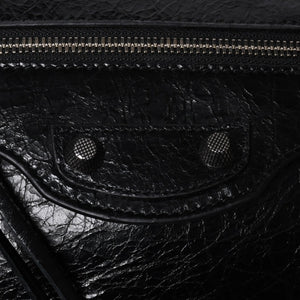 BALENCIAGA バレンシアガ Le Cagole ル・カゴール 771640・1000・N・640167 スリングバッグ ブラック レザー 美品 中古 4a000370