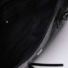 画像をギャラリービューアに読み込む, BALENCIAGA バレンシアガ Le Cagole ル・カゴール 771640・1000・N・640167 スリングバッグ ブラック レザー 美品 中古 4a000370