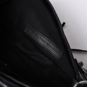 BALENCIAGA バレンシアガ Le Cagole ル・カゴール 771640・1000・N・640167 スリングバッグ ブラック レザー 美品 中古 4a000370