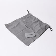 画像をギャラリービューアに読み込む, BALENCIAGA バレンシアガ Le Cagole ル・カゴール 771640・1000・N・640167 スリングバッグ ブラック レザー 美品 中古 4a000370