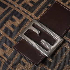 FENDI フェンディ マンマバケット ワンショルダーバッグ 26325 ズッカ柄 ブラウン シルバー金具 美品 中古 4a000403