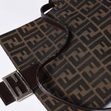画像をギャラリービューアに読み込む, FENDI フェンディ マンマバケット ワンショルダーバッグ 26325 ズッカ柄 ブラウン シルバー金具 美品 中古 4a000403