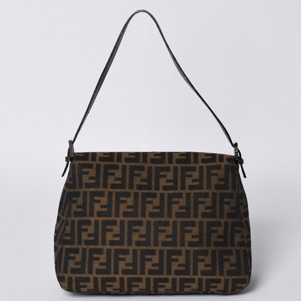 FENDI フェンディ マンマバケット ワンショルダーバッグ 26325 ズッカ柄 ブラウン シルバー金具 美品 中古 4a000403