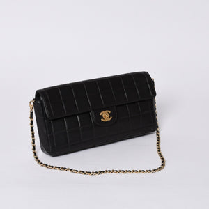 Very Good Condition CHANEL Chocolate Bar Chain Shoulder Bag Lambskin Black x Gold Ladies No. 7 Used 4a000488