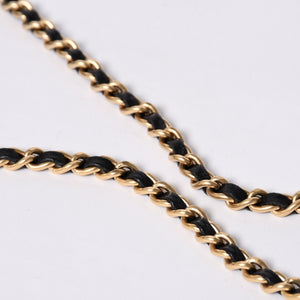 Very Good Condition CHANEL Chocolate Bar Chain Shoulder Bag Lambskin Black x Gold Ladies No. 7 Used 4a000488