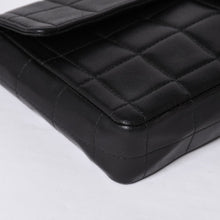 画像をギャラリービューアに読み込む, 極美品 CHANEL シャネル チョコバー チェーン ショルダーバッグ ラムスキン 黒×ゴールド レディース 7番台 中古 4a000488