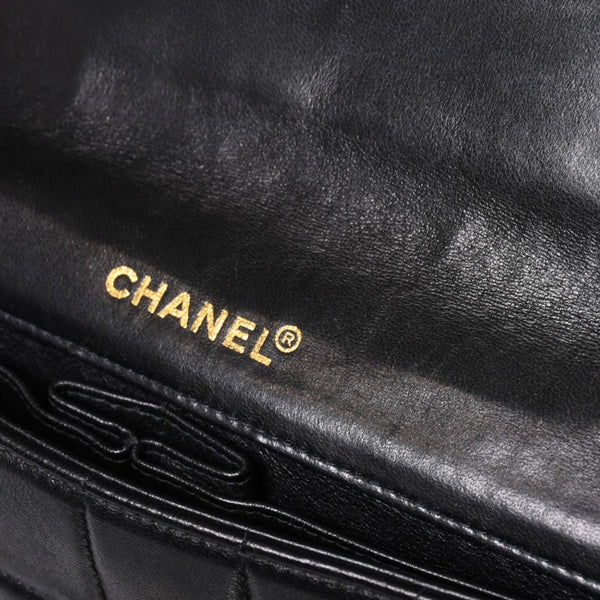 Very Good Condition CHANEL Chocolate Bar Chain Shoulder Bag Lambskin Black x Gold Ladies No. 7 Used 4a000488