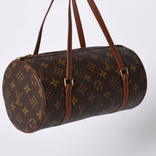画像をギャラリービューアに読み込む, LOUIS VUITTON ルイヴィトン パピヨン26 ハンドバッグ モノグラム M51366 筒型 モノグラムキャンバス ブラウン 美品 中古 4a000411