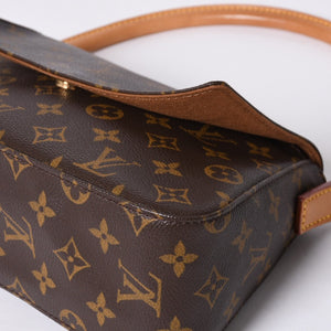 Very Good Condition LOUIS VUITTON Monogram Mini Looping Shoulder Bag M51147 PVC Leather Brown Used 4a000597