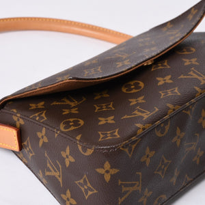 Very Good Condition LOUIS VUITTON Monogram Mini Looping Shoulder Bag M51147 PVC Leather Brown Used 4a000597