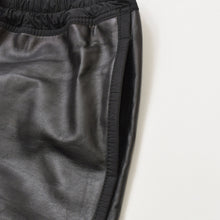 画像をギャラリービューアに読み込む, FEAR OF GOD フィア オブ ゴッド Leather Pants レザーパンツ ブラック 牛革 RN 139190 美品 中古 4a000452