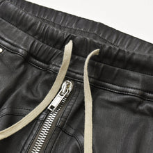 画像をギャラリービューアに読み込む, RICK OWENS リックオウエンス Buhaus Leather Cargo Pants RU02A5377-LS バウハウス レザー カーゴ パンツ ブラック サイズ38 美品 中古 4a000455