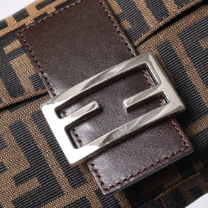 極美品 FENDI フェンディ マンマバケット ワンショルダーバッグ 26424 キャンバス レザー ブラウン ズッカ柄 シルバー金具 中古 4a000497
