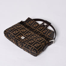 画像をギャラリービューアに読み込む, 極美品 FENDI フェンディ マンマバケット ワンショルダーバッグ 26424 キャンバス レザー ブラウン ズッカ柄 シルバー金具 中古 4a000497