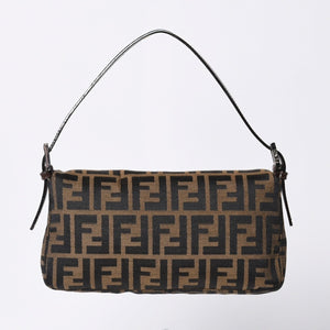 極美品 FENDI フェンディ マンマバケット ワンショルダーバッグ 26424 キャンバス レザー ブラウン ズッカ柄 シルバー金具 中古 4a000497