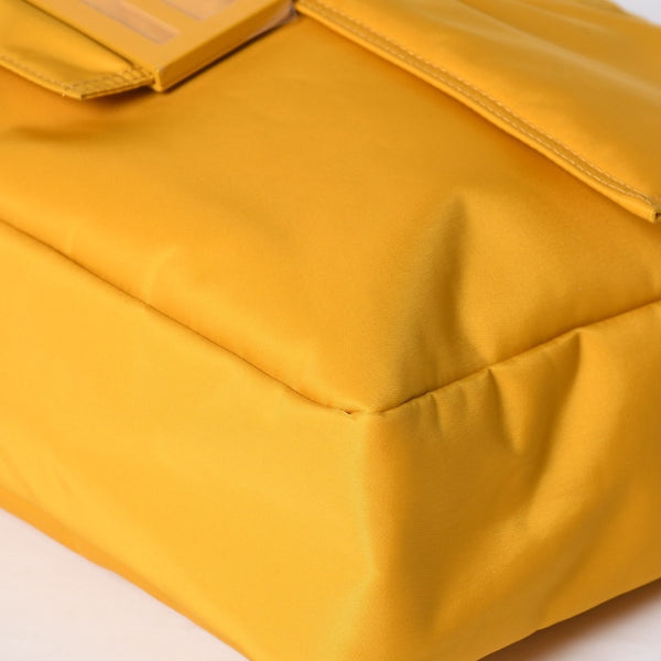FENDI フェンディ Nylon ナイロン Shoulder Bag ショルダーバッグ 7VA536 Yellow イエロー 美品 中古 4a000509