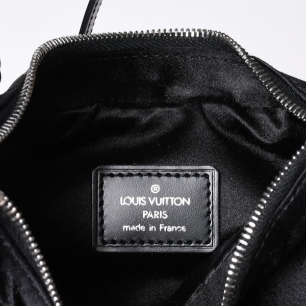 極美品 LOUIS VUITTON ルイヴィトン リトル ブローニュ ワンショルダーバッグ M92142 モノグラム サテン ブラック シルバー金具 中古 4a000762