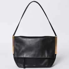 画像をギャラリービューアに読み込む, CELINE セリーヌ Clasp Shoulder クラスプライン ショルダーバッグ レザー Black ブラック 美品 中古 4a000808