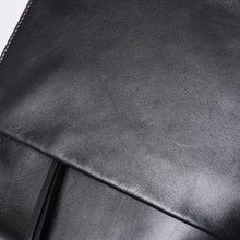 画像をギャラリービューアに読み込む, CELINE セリーヌ Clasp Shoulder クラスプライン ショルダーバッグ レザー Black ブラック 美品 中古 4a000808
