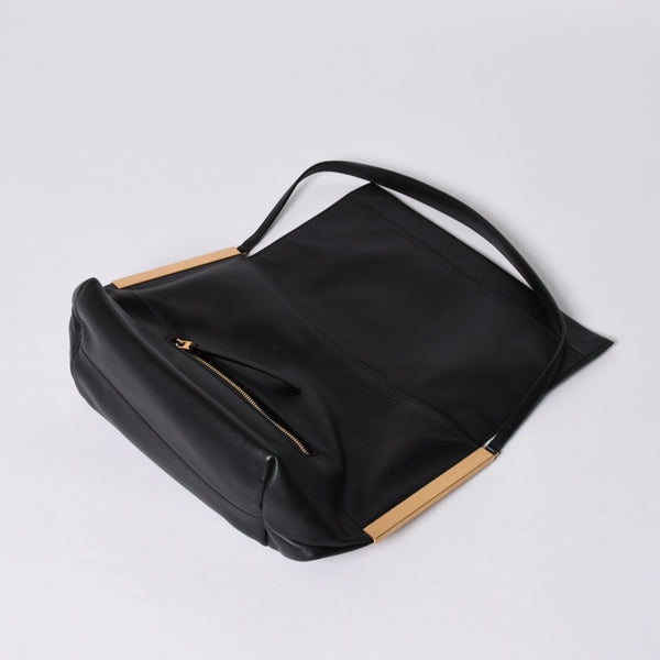 CELINE セリーヌ Clasp Shoulder クラスプライン ショルダーバッグ レザー Black ブラック 美品 中古 4a000808