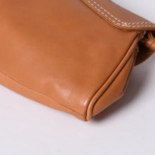 Load image into Gallery viewer, CELINE セリーヌ ワンショルダーバッグ ハンドバッグ CE00/34 レザー ブラウン ゴールド金具 美品 中古 4a000470