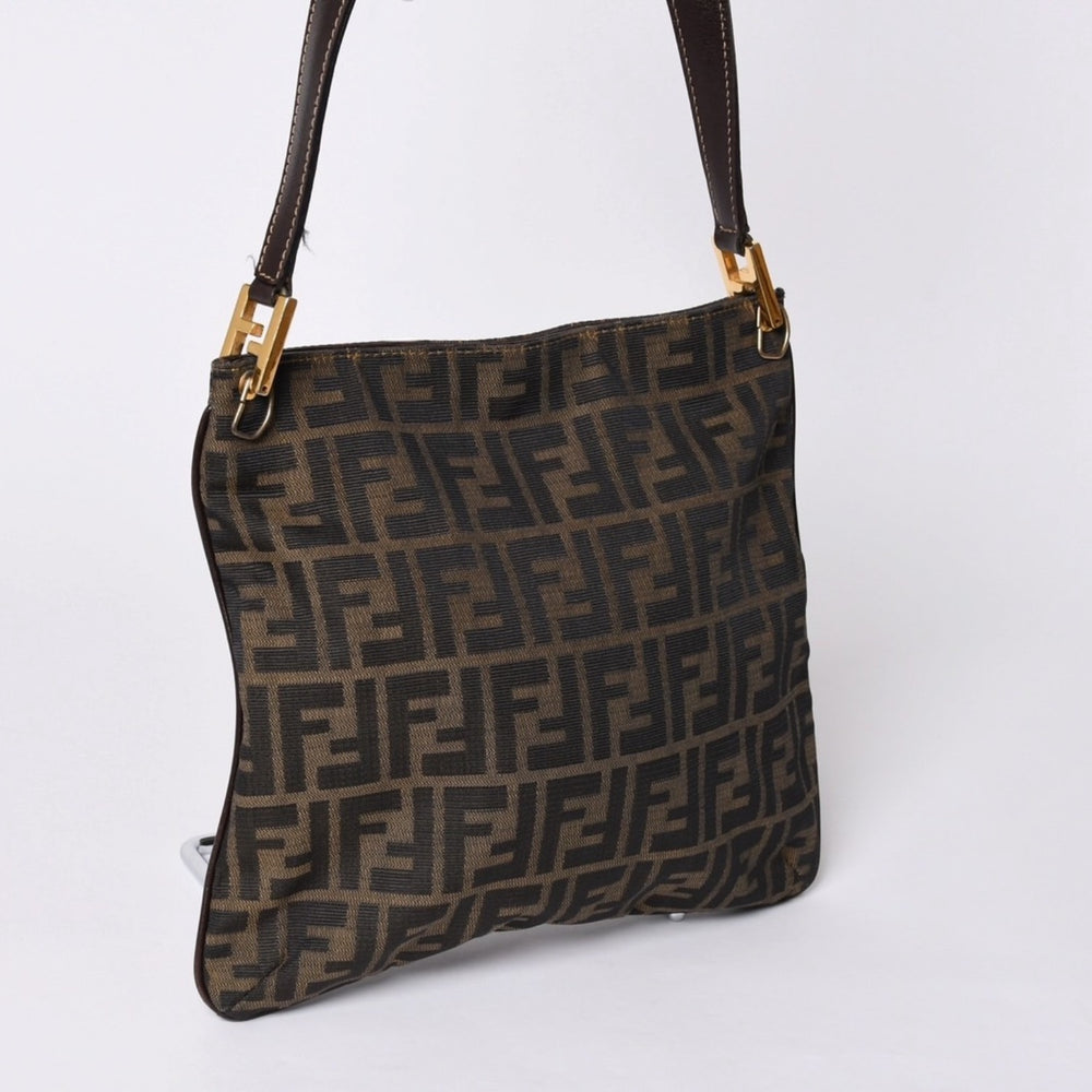 FENDI Zucca pattern Shoulder Bag 83150820981 Brown Gold hardware Good condition Used 4a000508