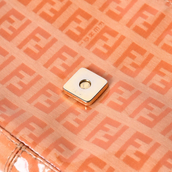 FENDI フェンディ マンマバケット ワンショルダーバッグ ズッカ オレンジ エナメル 美品 中古 4a000521