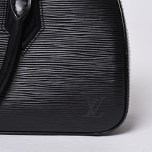 Load image into Gallery viewer, 極美品 LOUIS VUITTON ルイヴィトン エピ ジャスミン ハンドバッグ M52089 ブラック ゴールド金具 中古 4a000751