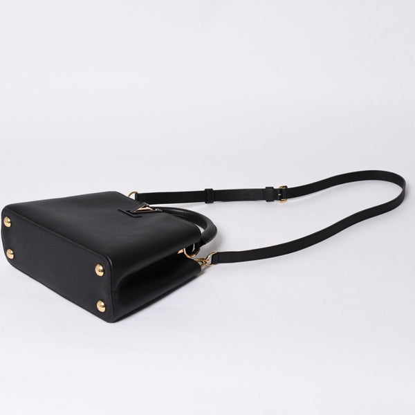 Like new LOUIS VUITTON Capucines BB M94755 2WAY handbag Taurillon leather black used 4a000525