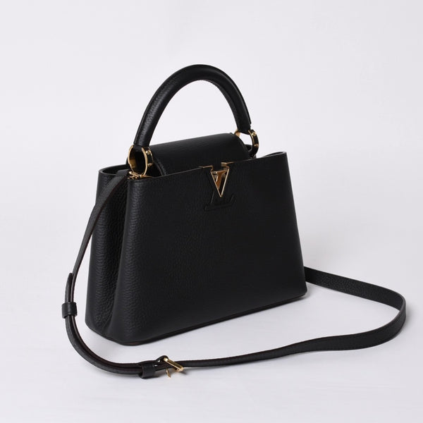 Like new LOUIS VUITTON Capucines BB M94755 2WAY handbag Taurillon leather black used 4a000525