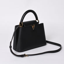 画像をギャラリービューアに読み込む, 新品同様 LOUIS VUITTON ルイヴィトン カプシーヌBB M94755 2WAY ハンドバッグ トリヨンレザー ブラック 中古 4a000525