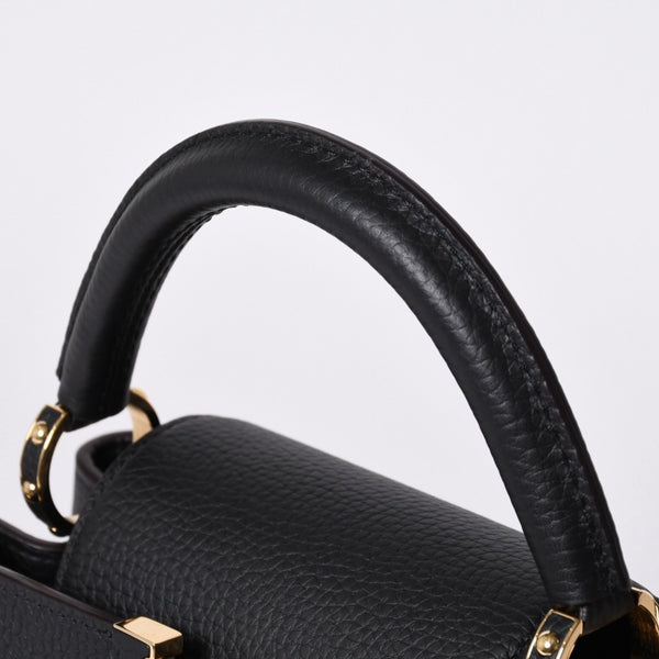 Like new LOUIS VUITTON Capucines BB M94755 2WAY handbag Taurillon leather black used 4a000525