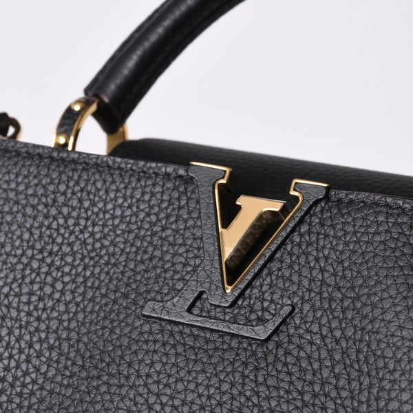 Like new LOUIS VUITTON Capucines BB M94755 2WAY handbag Taurillon leather black used 4a000525