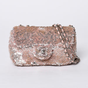 Very Good Condition CHANEL Mini Matelasse 16 S Flap W Chain Shoulder Bag No. 21 Coco Mark Sequin Pink Used 4a000389