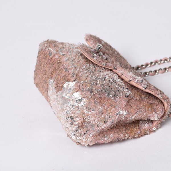 Very Good Condition CHANEL Mini Matelasse 16 S Flap W Chain Shoulder Bag No. 21 Coco Mark Sequin Pink Used 4a000389