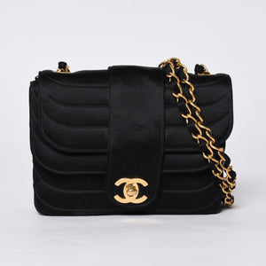 CHANEL シャネル マドモアゼル ミニチェーンショルダーバッグ 2番台 ココマーク サテン ブラック ゴールド金具 美品 中古 4a000510