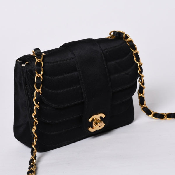 CHANEL シャネル マドモアゼル ミニチェーンショルダーバッグ 2番台 ココマーク サテン ブラック ゴールド金具 美品 中古 4a000510