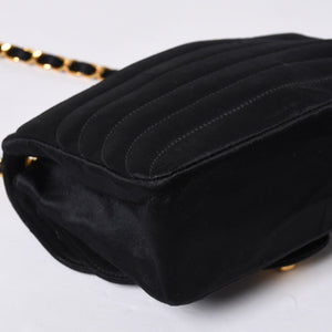 CHANEL シャネル マドモアゼル ミニチェーンショルダーバッグ 2番台 ココマーク サテン ブラック ゴールド金具 美品 中古 4a000510