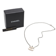 画像をギャラリービューアに読み込む, 極美品 CHANEL シャネル ネックレス ココマーク アイボリー 02C シルバー necklace CC ivory 02C SV 美品 中古 4a000655