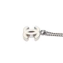 画像をギャラリービューアに読み込む, 極美品 CHANEL シャネル ネックレス ココマーク アイボリー 02C シルバー necklace CC ivory 02C SV 美品 中古 4a000655