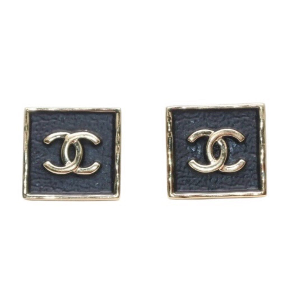 極美品 CHANEL シャネル ピアス スクエア レザー ココ ゴールド B23S earrings square button CC BK B23S GD 美品 中古 4a000665