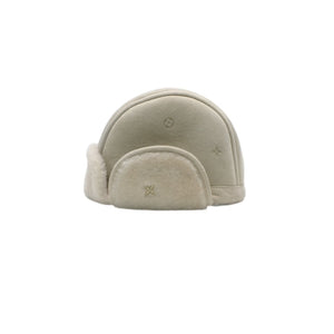 New unused item LOUIS VUITTON Kids line Monogram embossed shearling flight cap Beige Size 6M Used 4a001326