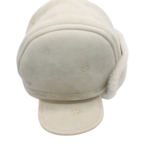 New unused item LOUIS VUITTON Kids line Monogram embossed shearling flight cap Beige Size 6M Used 4a001326