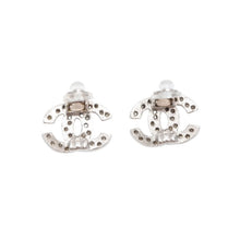 画像をギャラリービューアに読み込む, 極美品 イヤリング ラインストーン ココマーク シルバー 03A clip-on earrings CC rhinestone 03A SV 美品 中古 4a000644