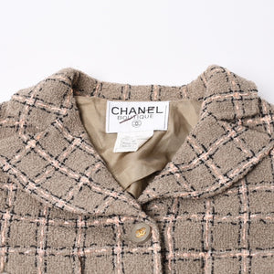 CHANEL Tweed Tailored Jacket PO5934W02262 Size 36, Coco Mark, wool, khaki, pink, black, excellent condition, pre-owned. 4a000888