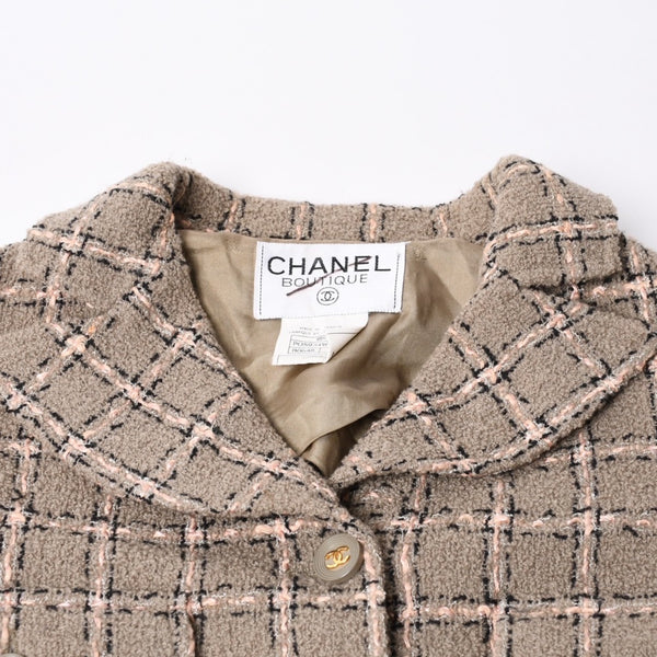 CHANEL Tweed Tailored Jacket PO5934W02262 Size 36, Coco Mark, wool, khaki, pink, black, excellent condition, pre-owned. 4a000888