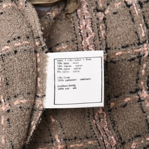CHANEL Tweed Tailored Jacket PO5934W02262 Size 36, Coco Mark, wool, khaki, pink, black, excellent condition, pre-owned. 4a000888