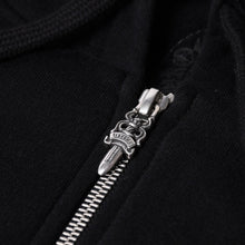 画像をギャラリービューアに読み込む, 新品未使用 CHROME HEARTS クロムハーツ ジップアップ ブラック ゴールド パーカー サイズL ダガージップ オールドイングリッシュロゴ 中古 4a000680