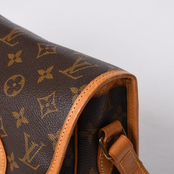 LOUIS VUITTON Jinbeer MM Monogram M42247 Shoulder bag Brown Gold hardware Good condition Used 4a000725