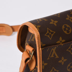 LOUIS VUITTON Jinbeer MM Monogram M42247 Shoulder bag Brown Gold hardware Good condition Used 4a000725
